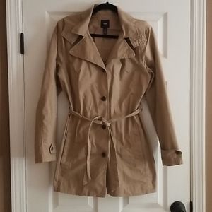 Gap Lightweight Hooded Trench Coat